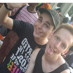 Meet your Posher, Randall